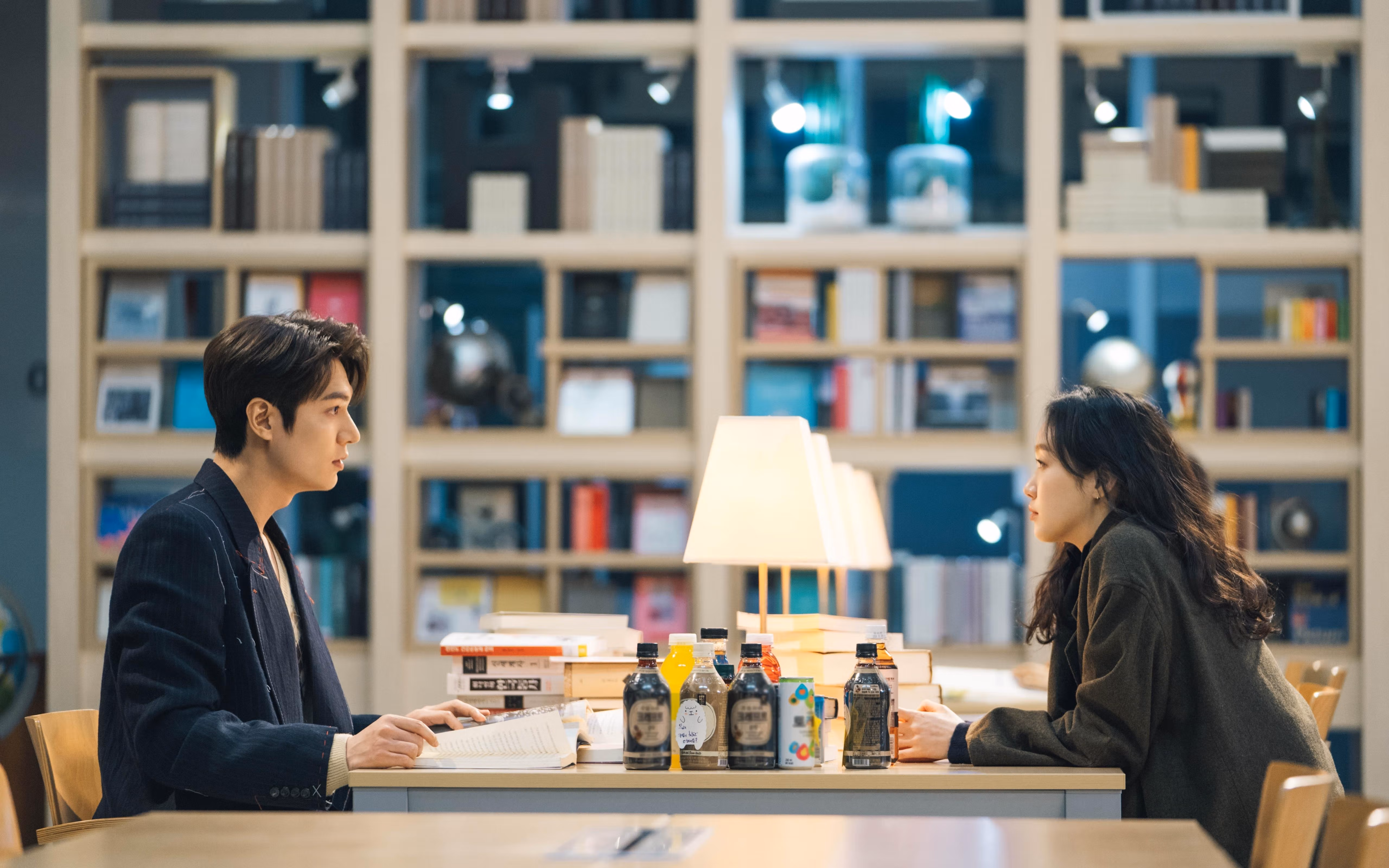 九游下载中心-_公牛绝地反击，末节逆袭雷霆_，公牛40秒超级逆转