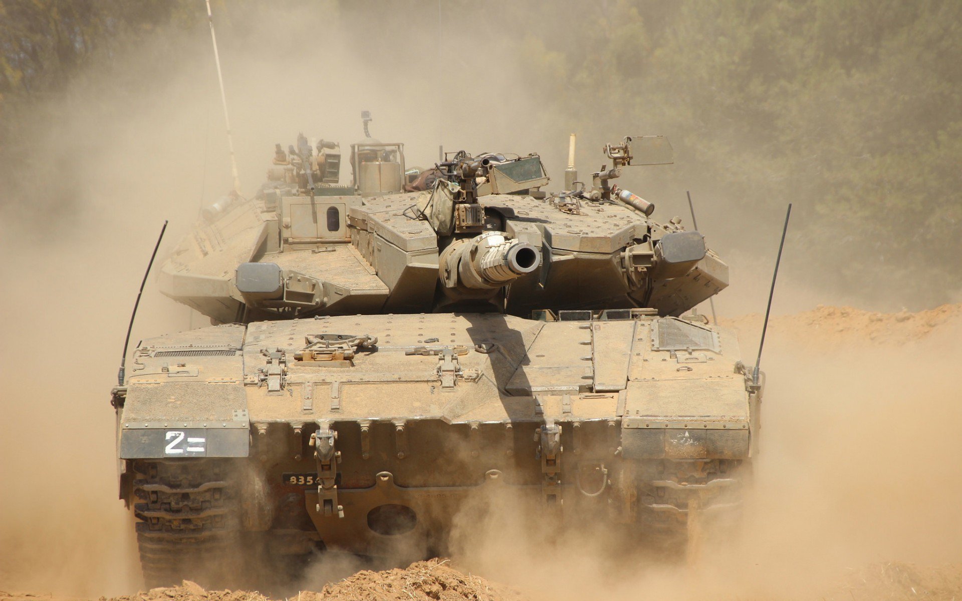 九游网-“意甲争夺激烈，年轻豪门崭露头角”，意甲曾经的豪门