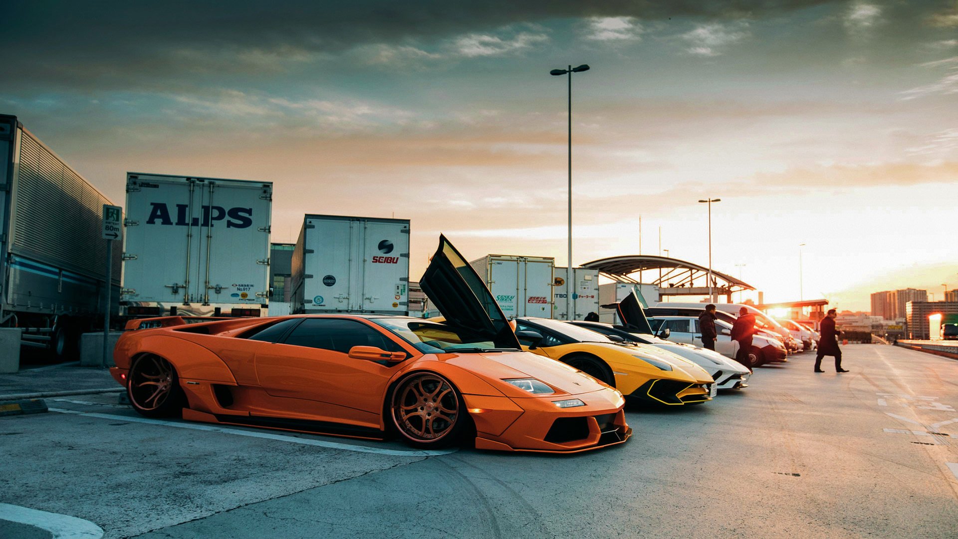 欧冠“十六强”对阵:最强球队赛事直击,谁能突围成功?