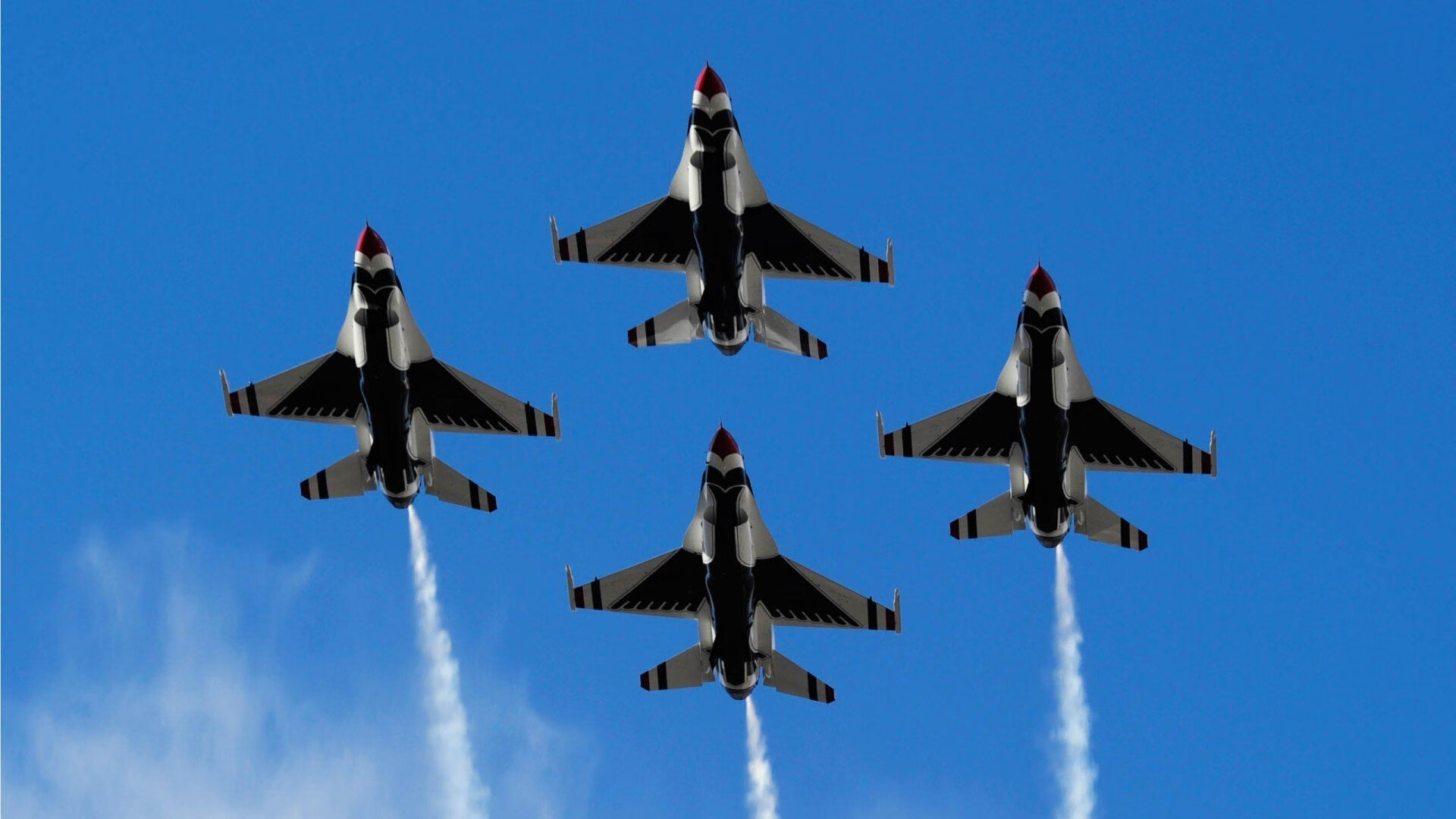 跳水高难动作朝鲜稳中求胜，跳水朝鲜第一名